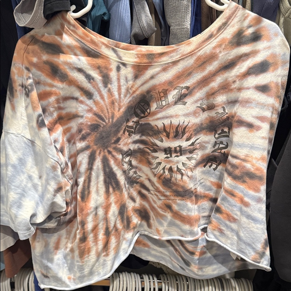 Hollister Orange and White Tie-Dye Crop Top